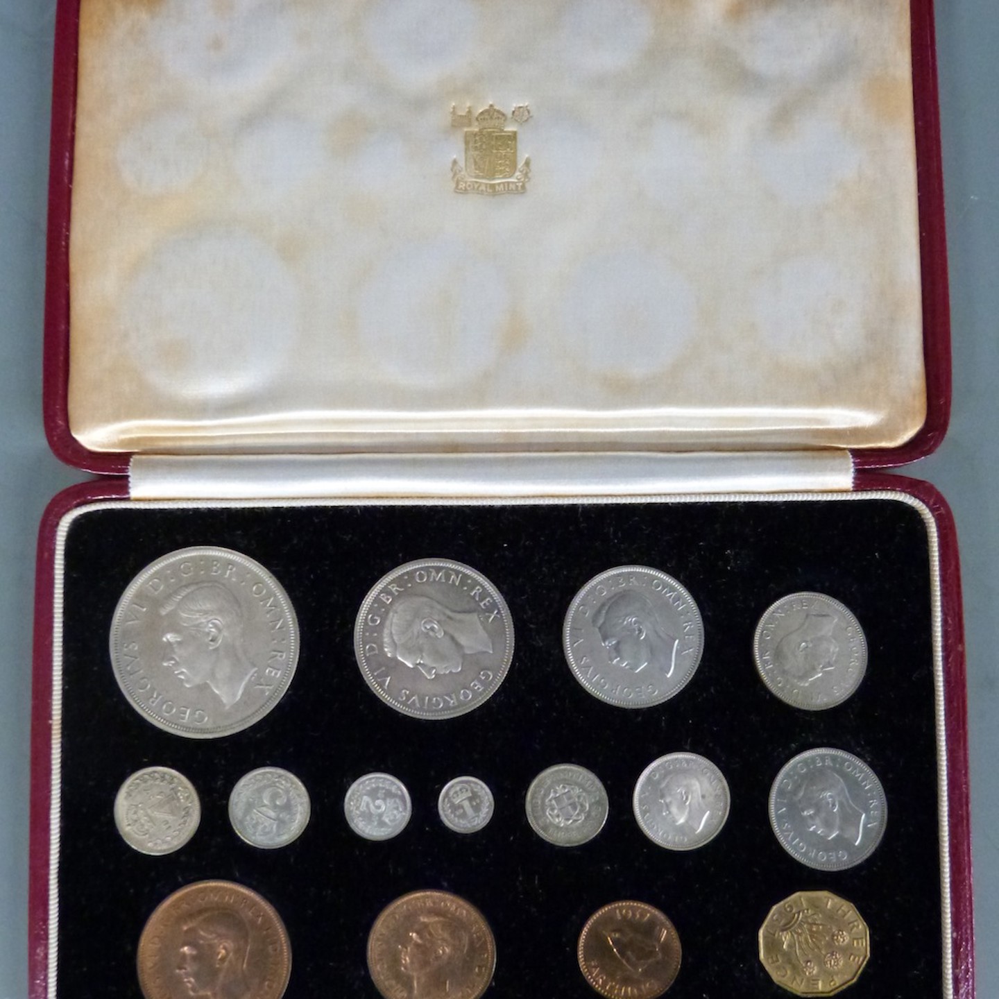 1937 George VI Specimen Coin Set In Original Case, Includes Maundy. Sold 240