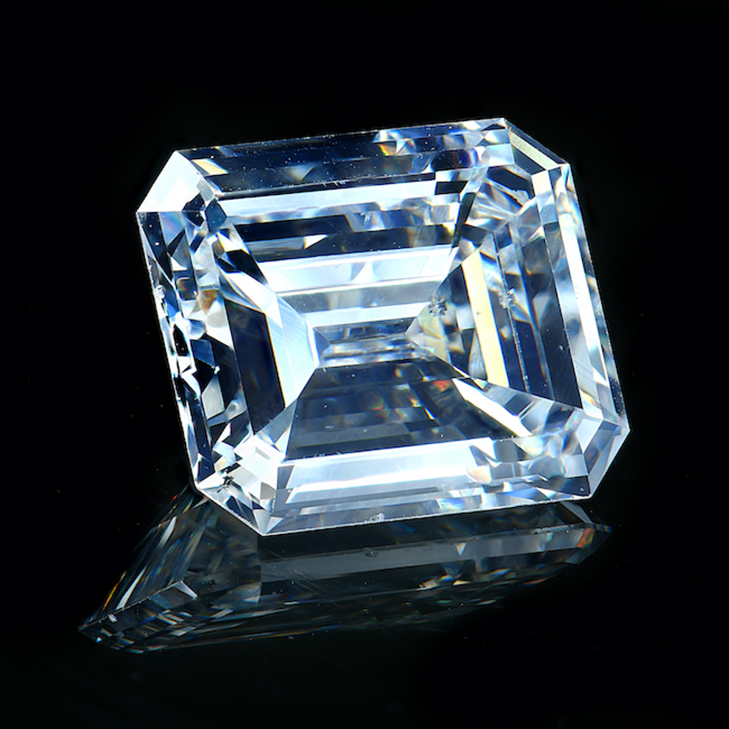 Emerald Cut Diamond Measuring 8.26Ct Sold £98,000