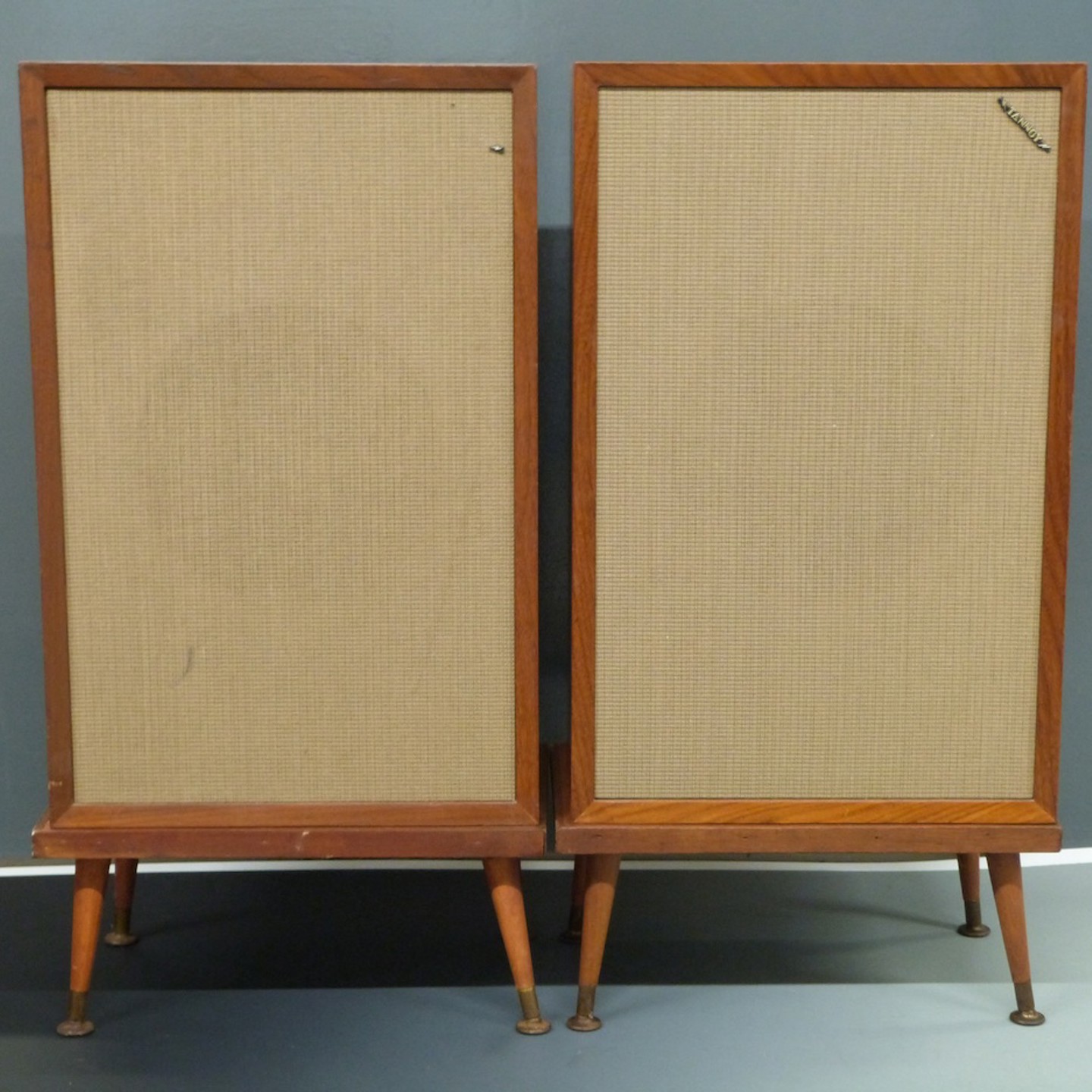 A Pair Of Tannoy Speakers LSUHF3LZ G8U With Matching Stands Sold Ś750
